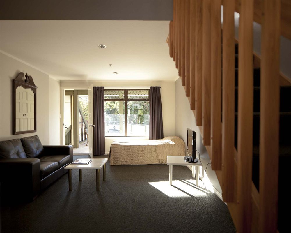 Champers Motor Inn Lower Hutt Zewnętrze zdjęcie